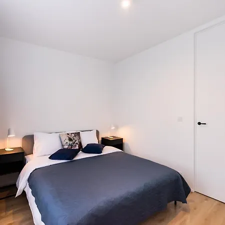 Park Promenada Indigo Apartment